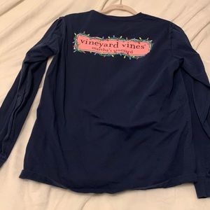 Vineyard vines Christmas top